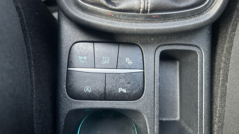 Ford Puma 1.0 EcoBoost Hybrid mHEV Titanium First Ed 5dr Petrol Hatchback